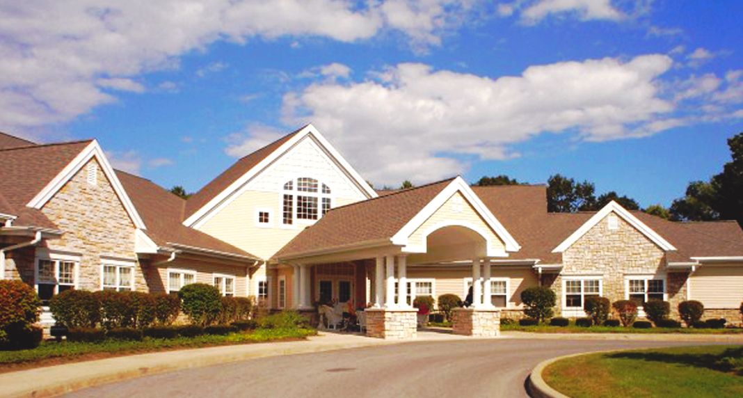 Peregrine Senior Living at Clifton Park 4