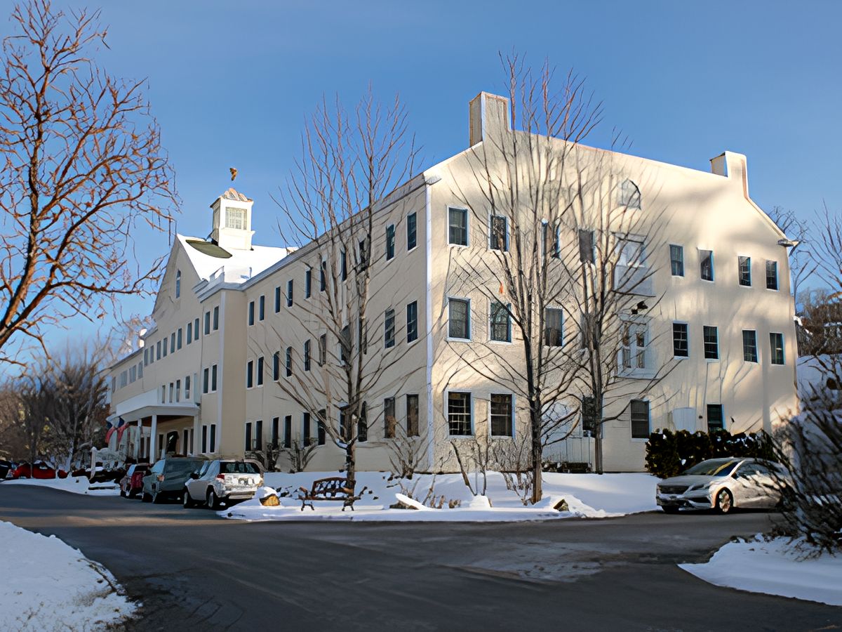 Riverglen House Of Littleton 1