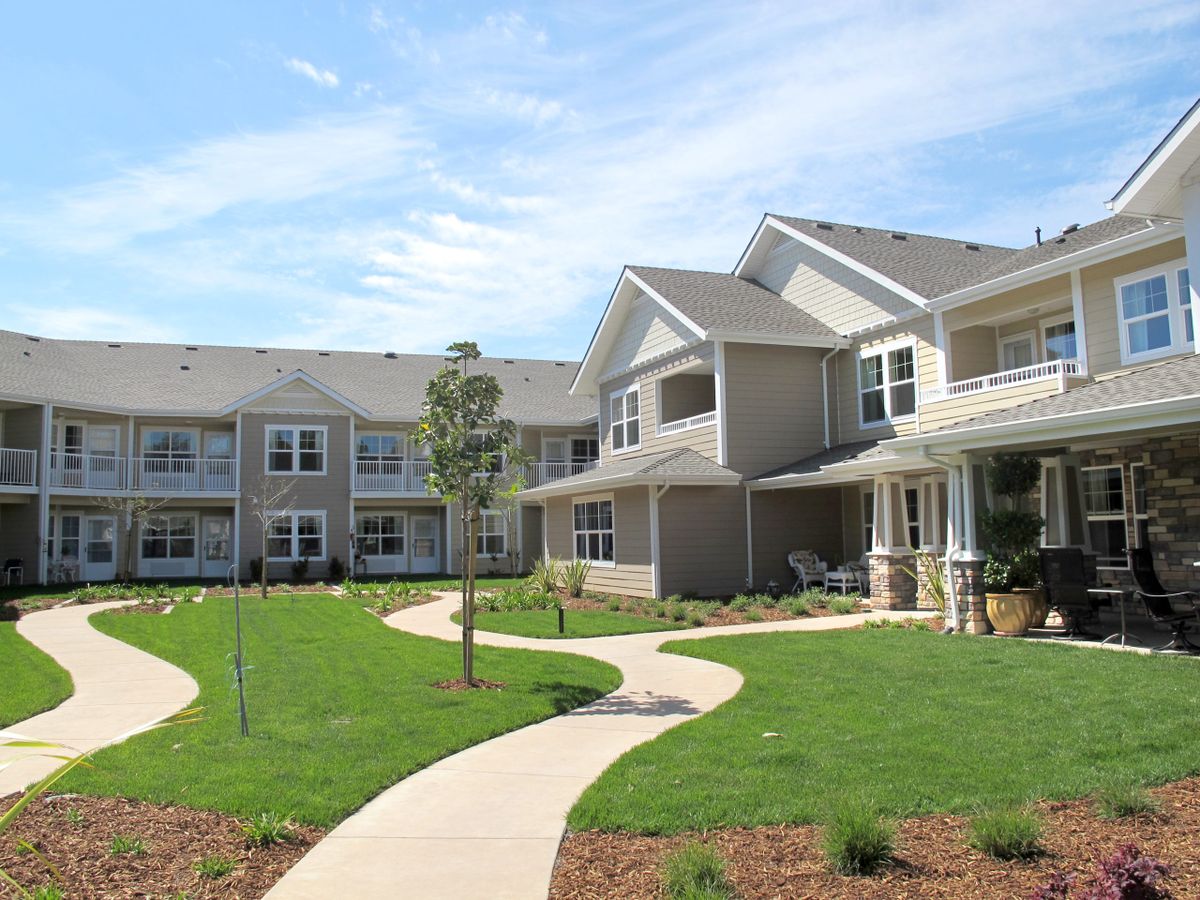 Camden Springs Gracious Retirement Living 4