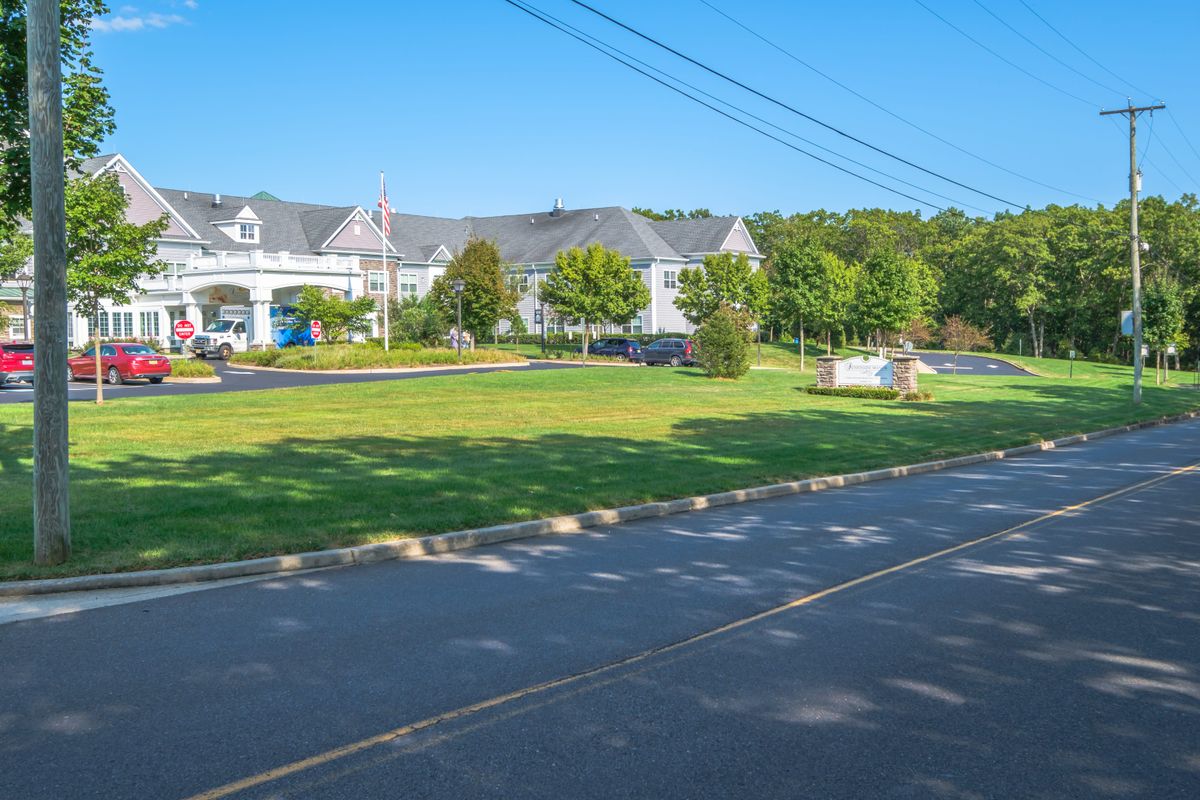 Sunnyside Manor 4