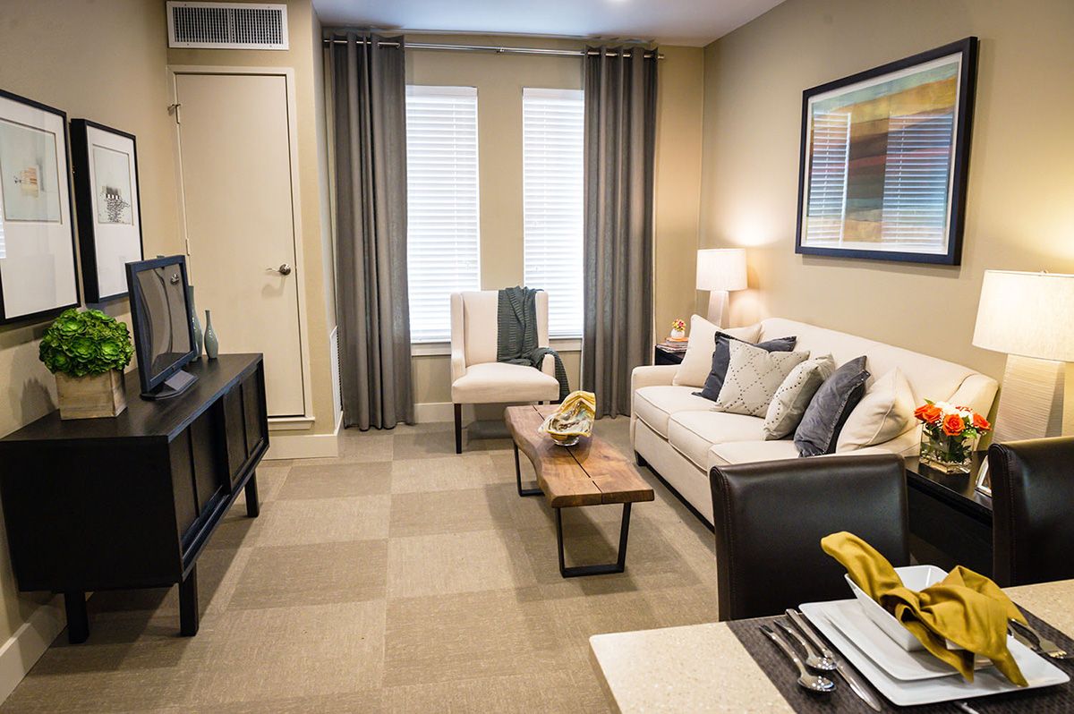 Avanti Senior Living at Flower Mound 1