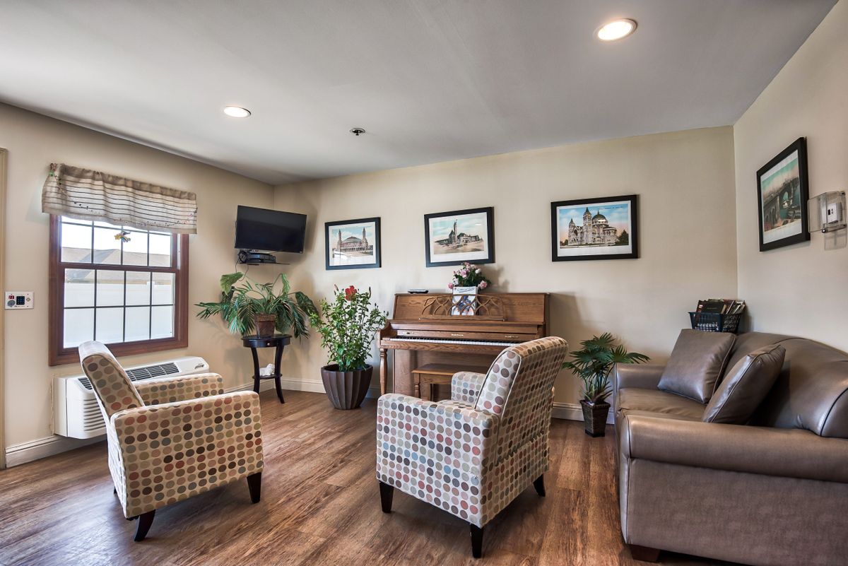 Oak Pointe Assisted Living 2