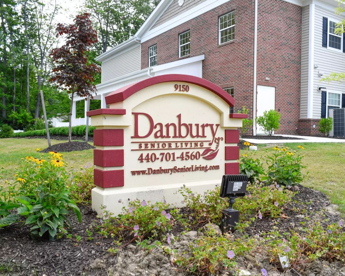 Danbury Mentor 2