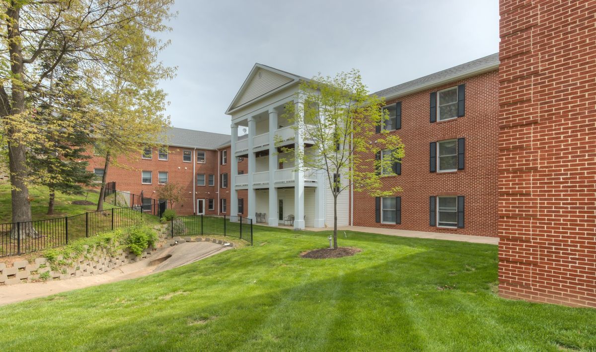 Twin Oaks Estate 3
