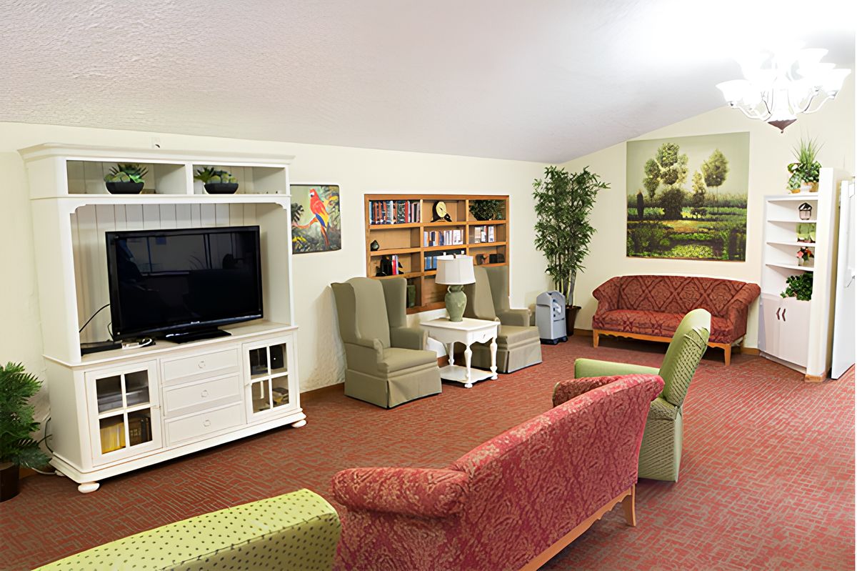 Crystal Care Center Of Ashland 3