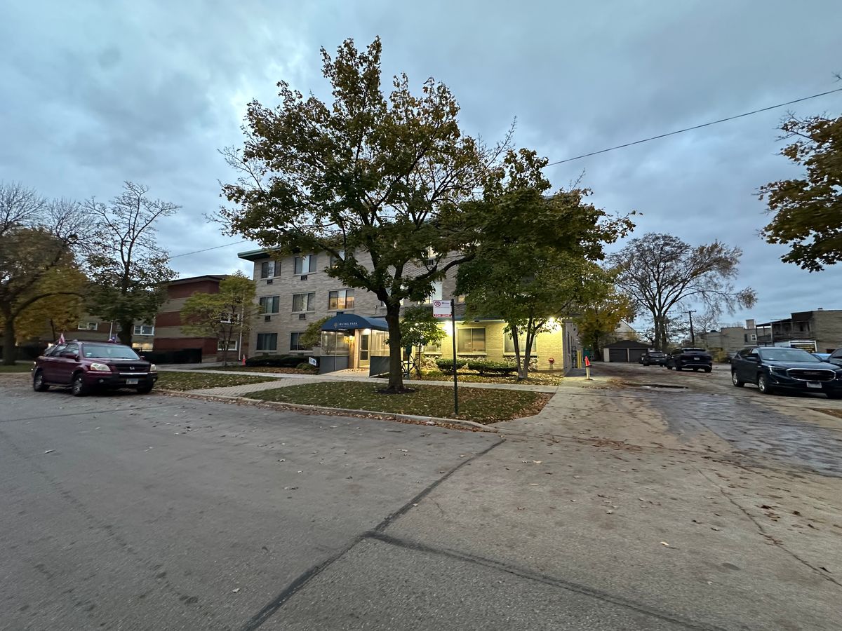 Irving Park Living & Rehab Center 4
