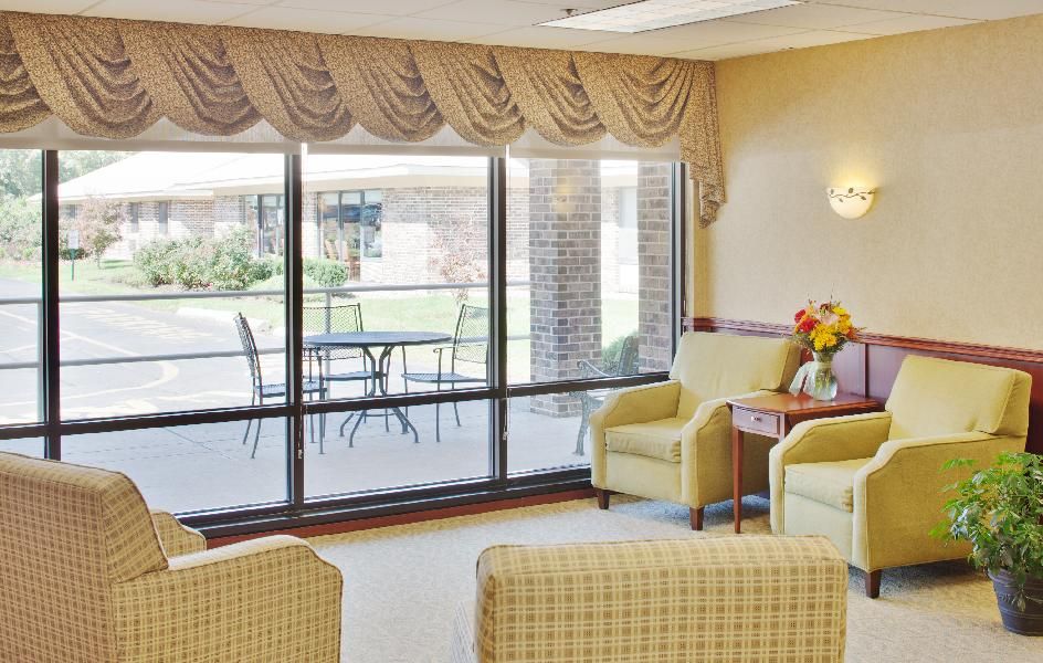Crestview Center 4