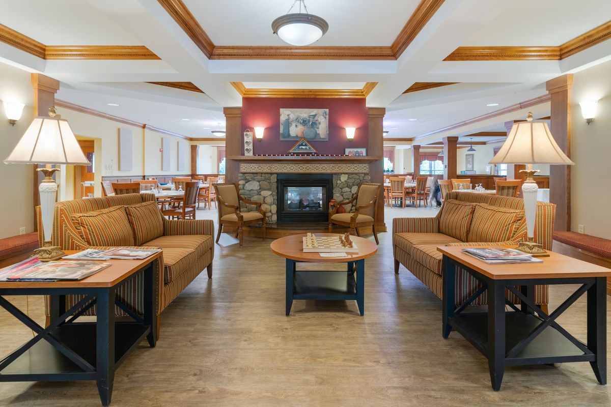 Dirigo Pines Inn 1