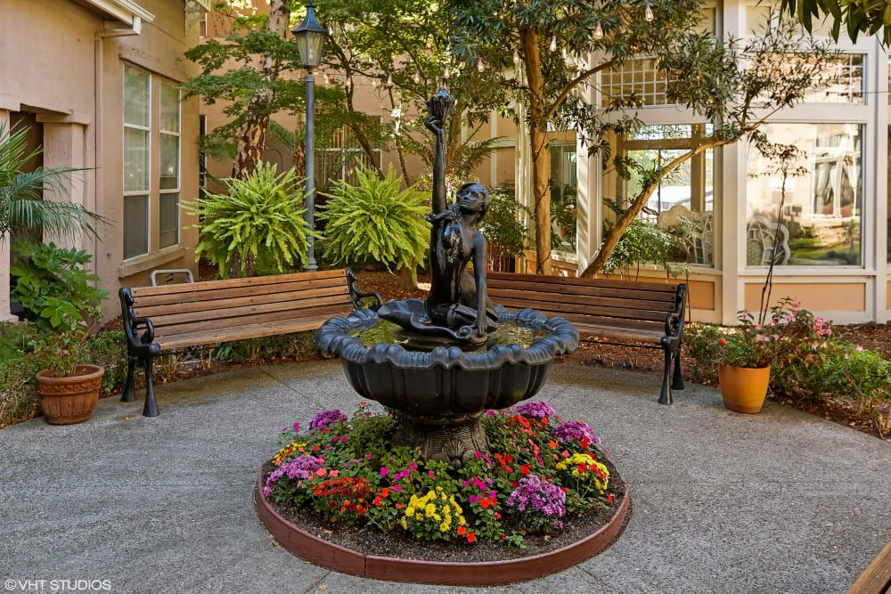 Sunshine Villa, A Merrill Gardens Community 4