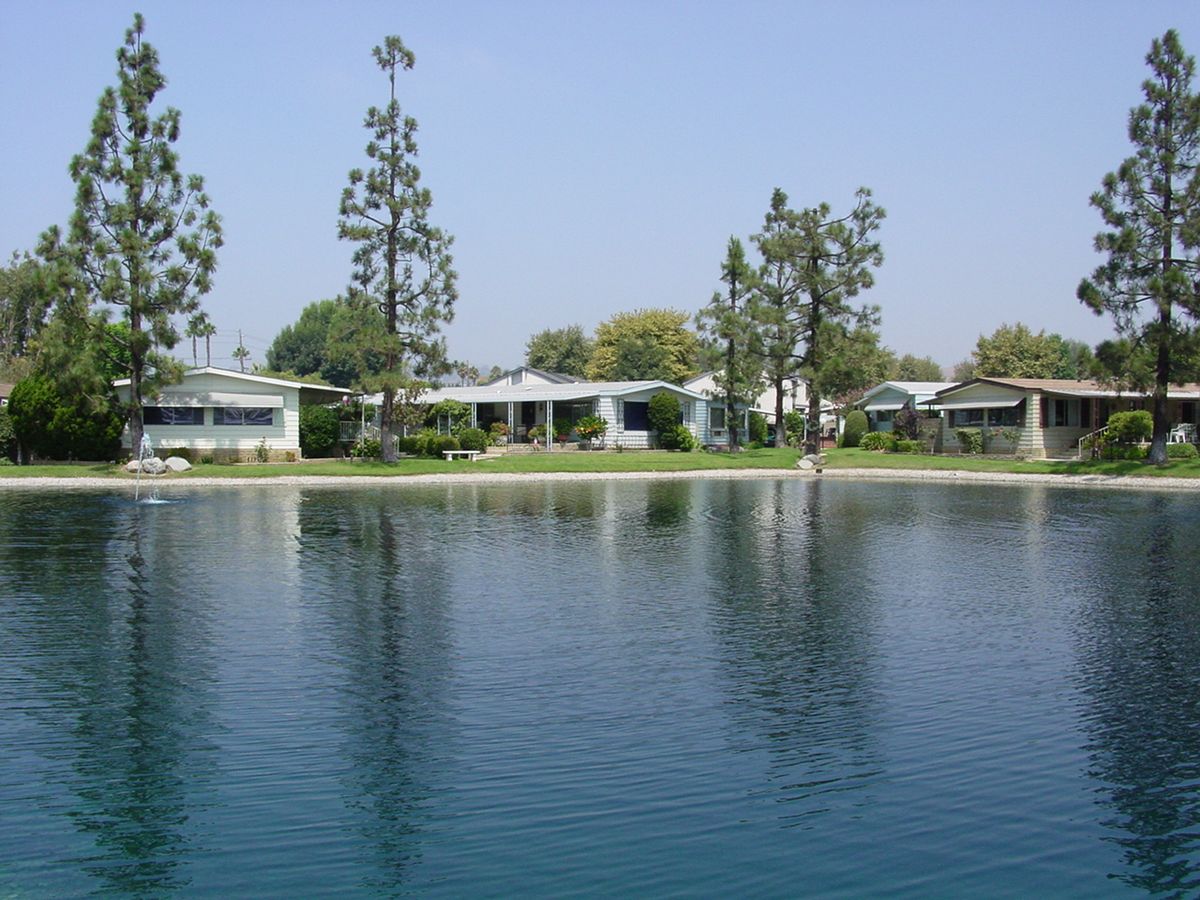 Lake Park La Habra 2
