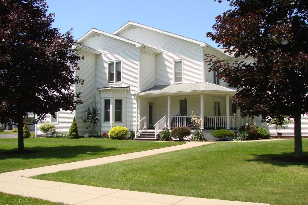 Randolph Manor 1