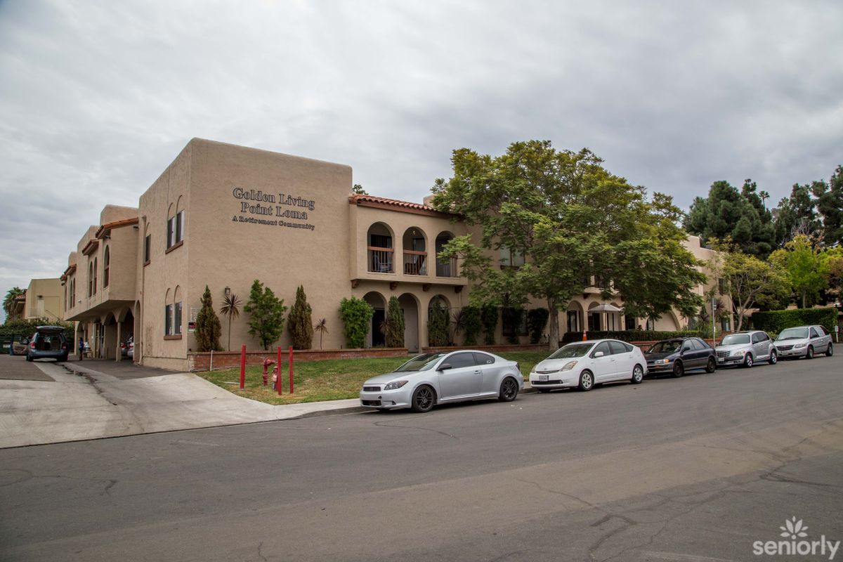 Golden Living Health Management 1