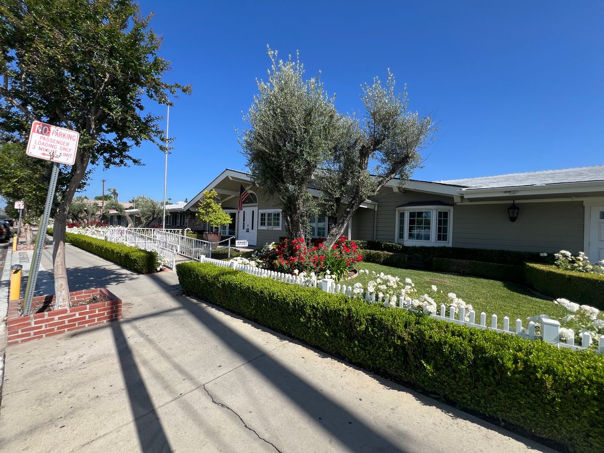 Canyon Oaks Nursing and Rehabilitation Center 2