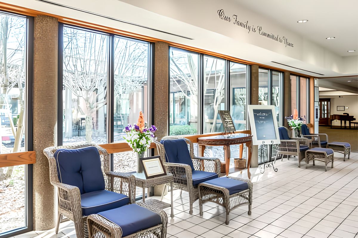 Elison Assisted Living & Memory Care Of Marietta 4
