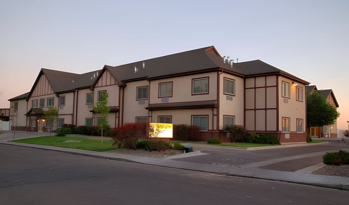 Chateau At Sharmar Assisted Living 1