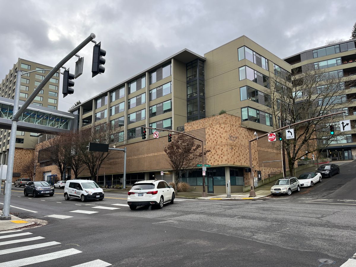 Terwilliger Terrace Alf 4