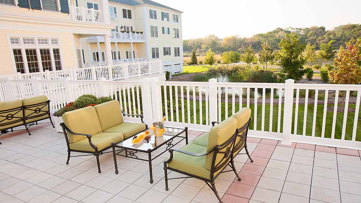 Atria On Roslyn Harbor 3