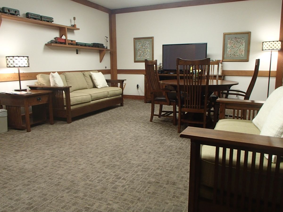 Countryside Manor 1