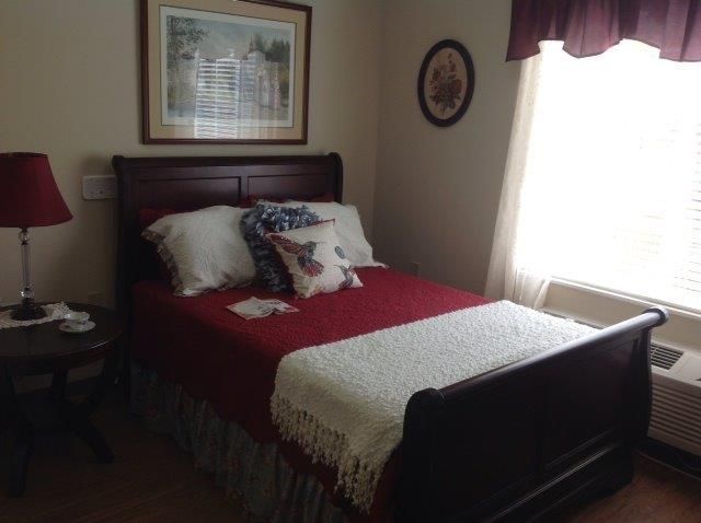 Guilford House 4