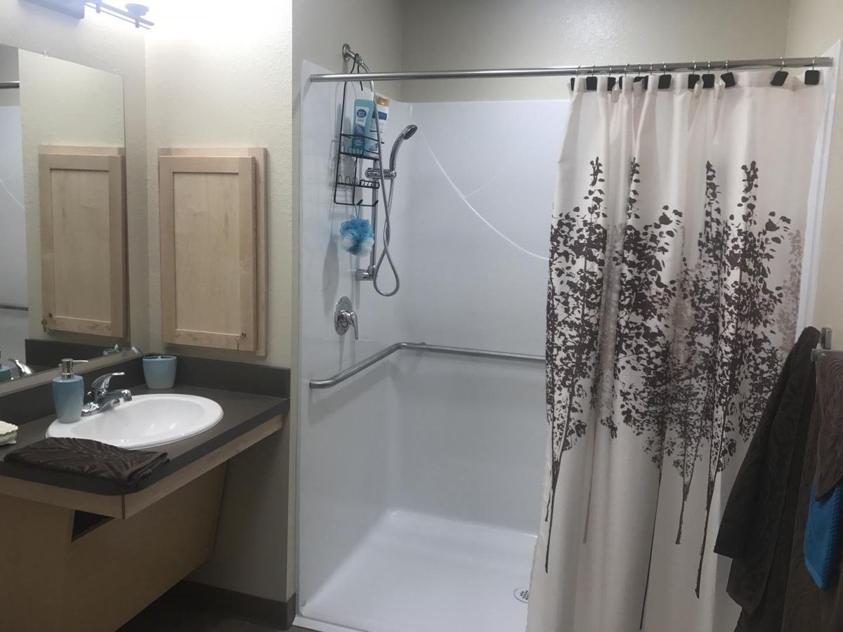 Cascade Valley Assisted Living and Memory Care 3