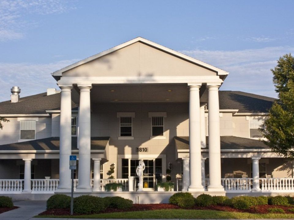 Hampton Manor Deerwood 1
