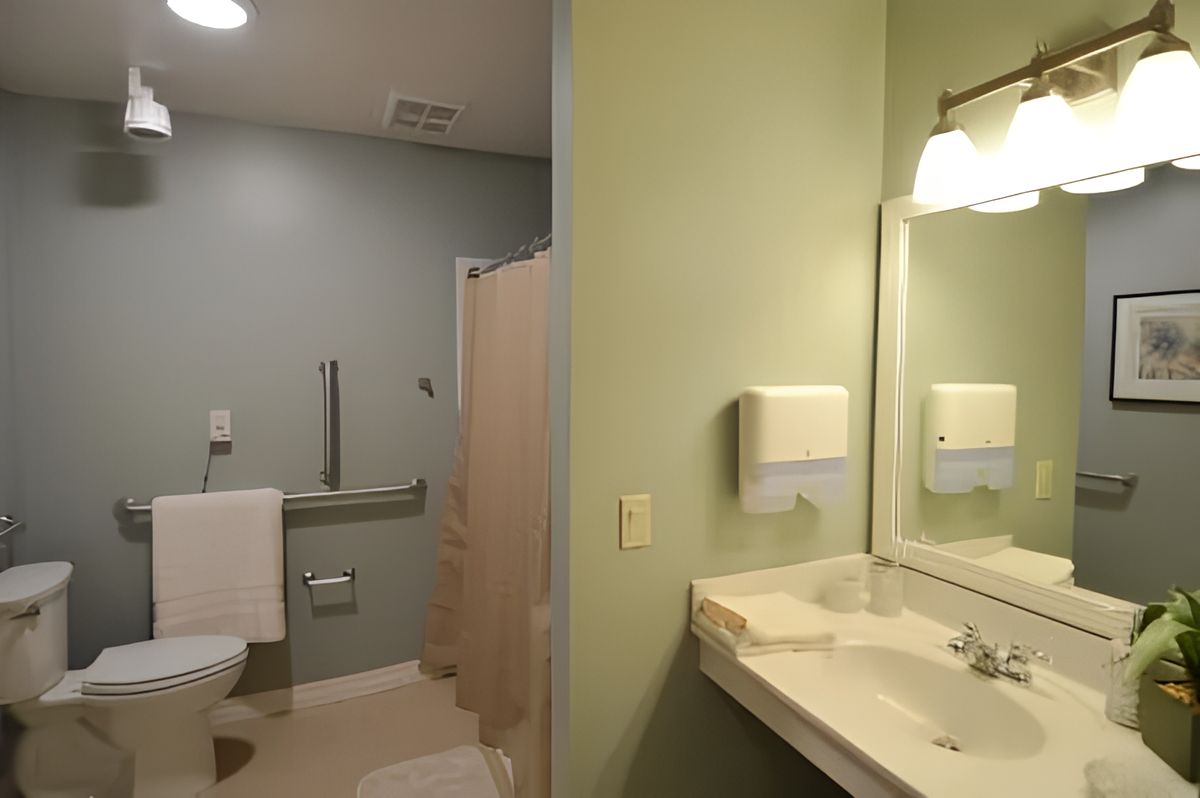 Ganzhorn Suites of Avon 3