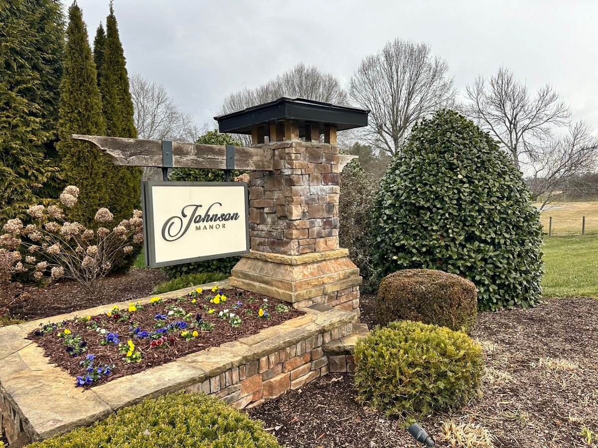 Johnson Manor 1
