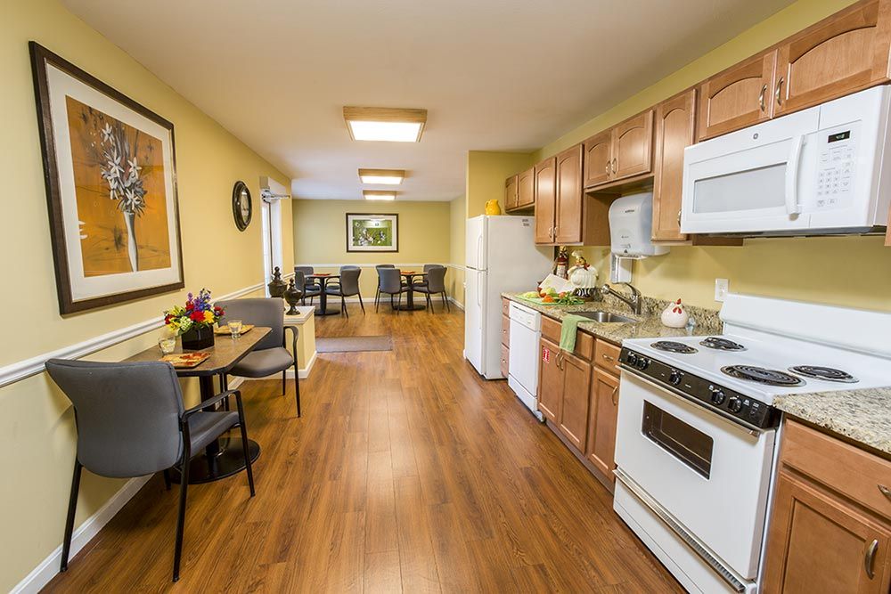 Benchmark Senior Living At Waltham Crossings 4