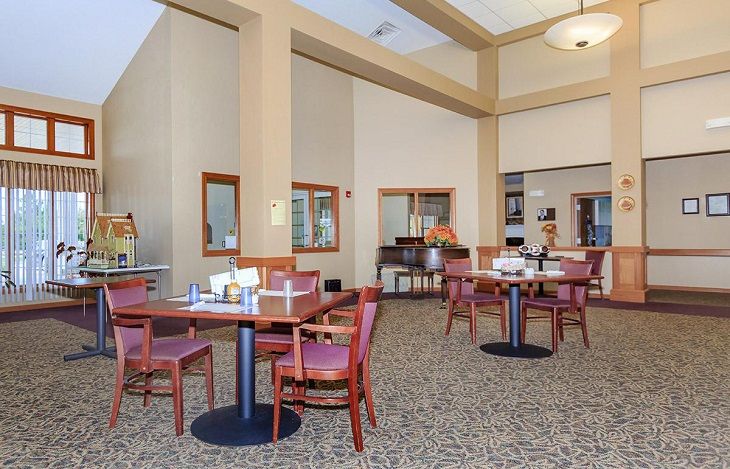 Rochester Estates Senior Living 4