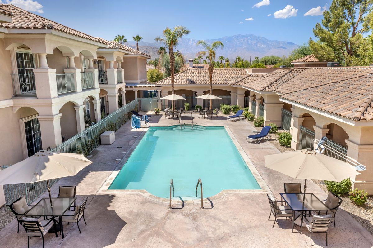 Brookdale Mirage Inn 3
