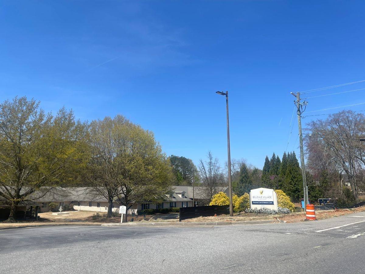 Bellevue Village At Neese Road 3