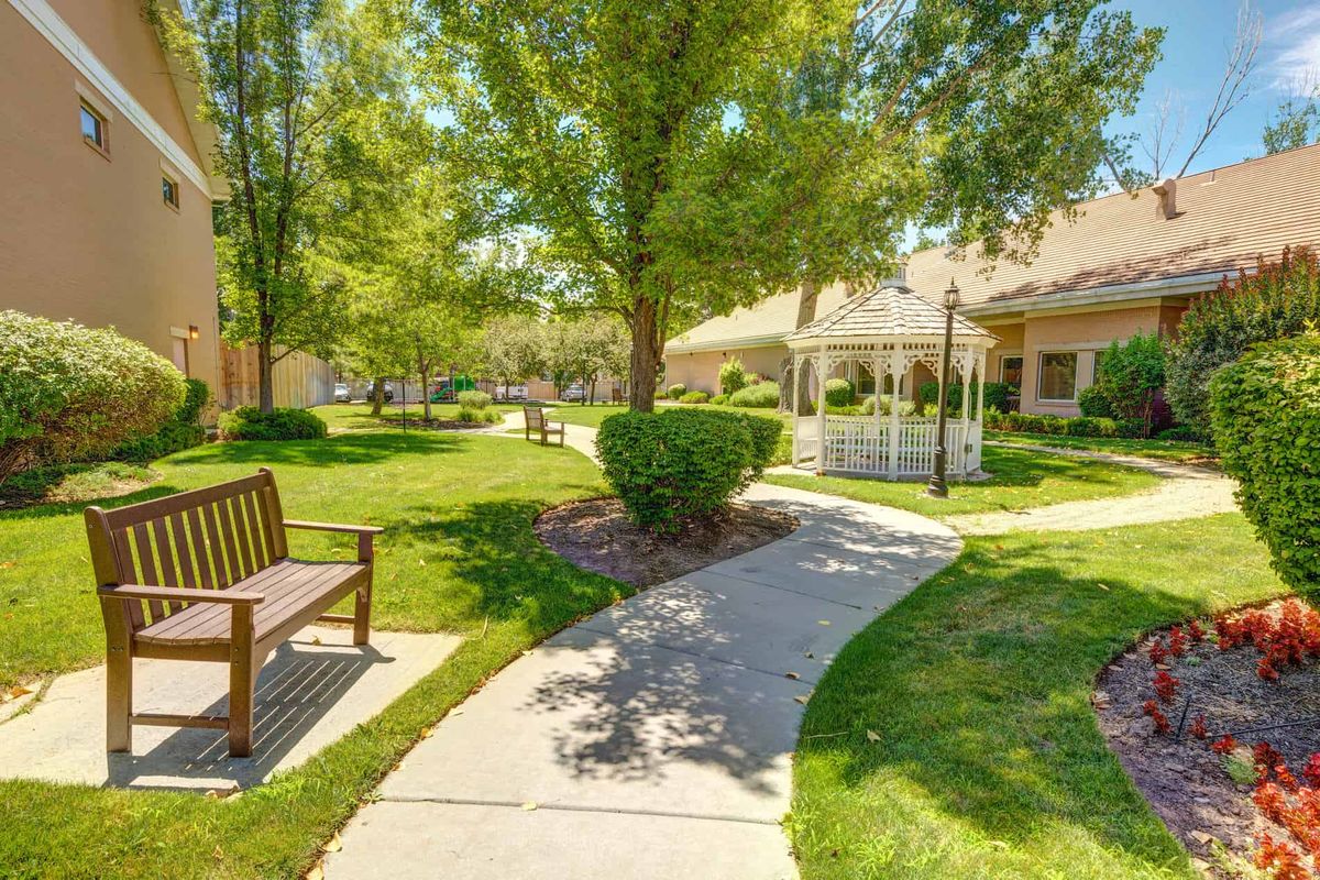 The Auberge At Aspen Park 4