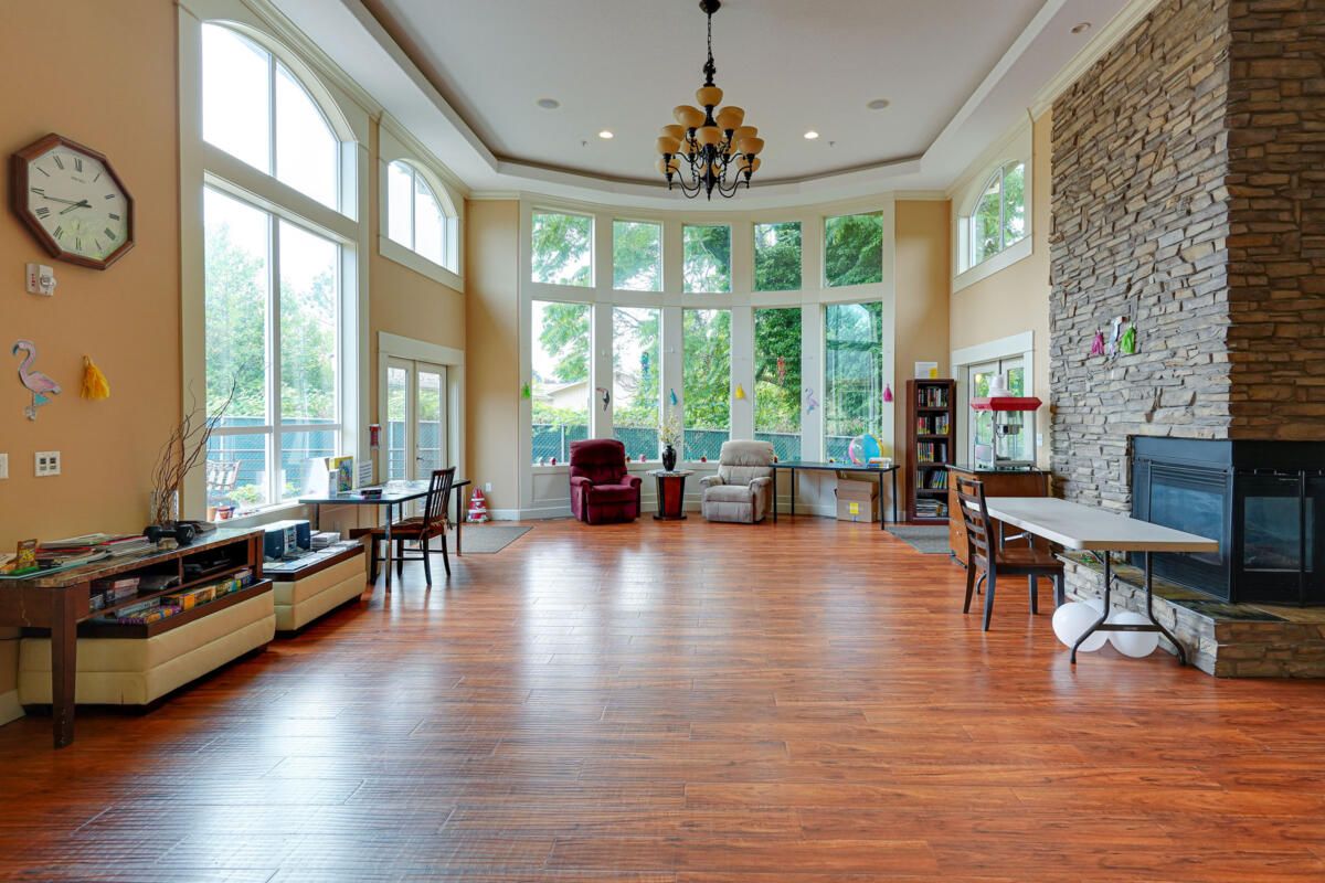 RN Villa Senior Care Community 3