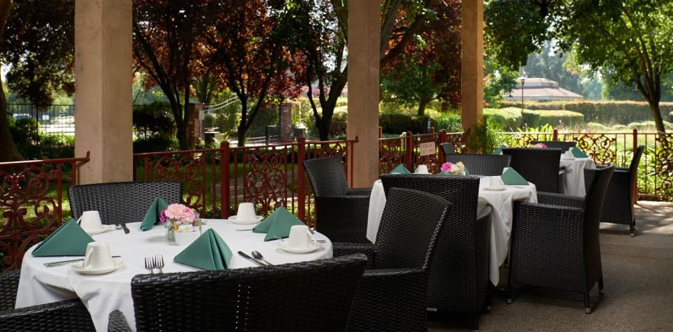 The Chateau At River's Edge 4