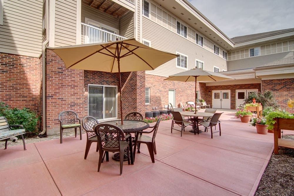 The Courtyard at McHenry 3