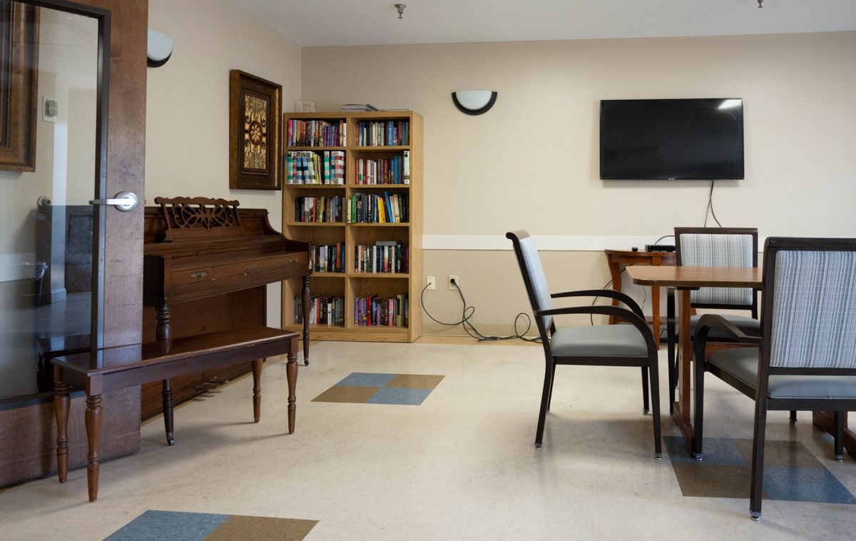 Four Oaks Senior Living 3