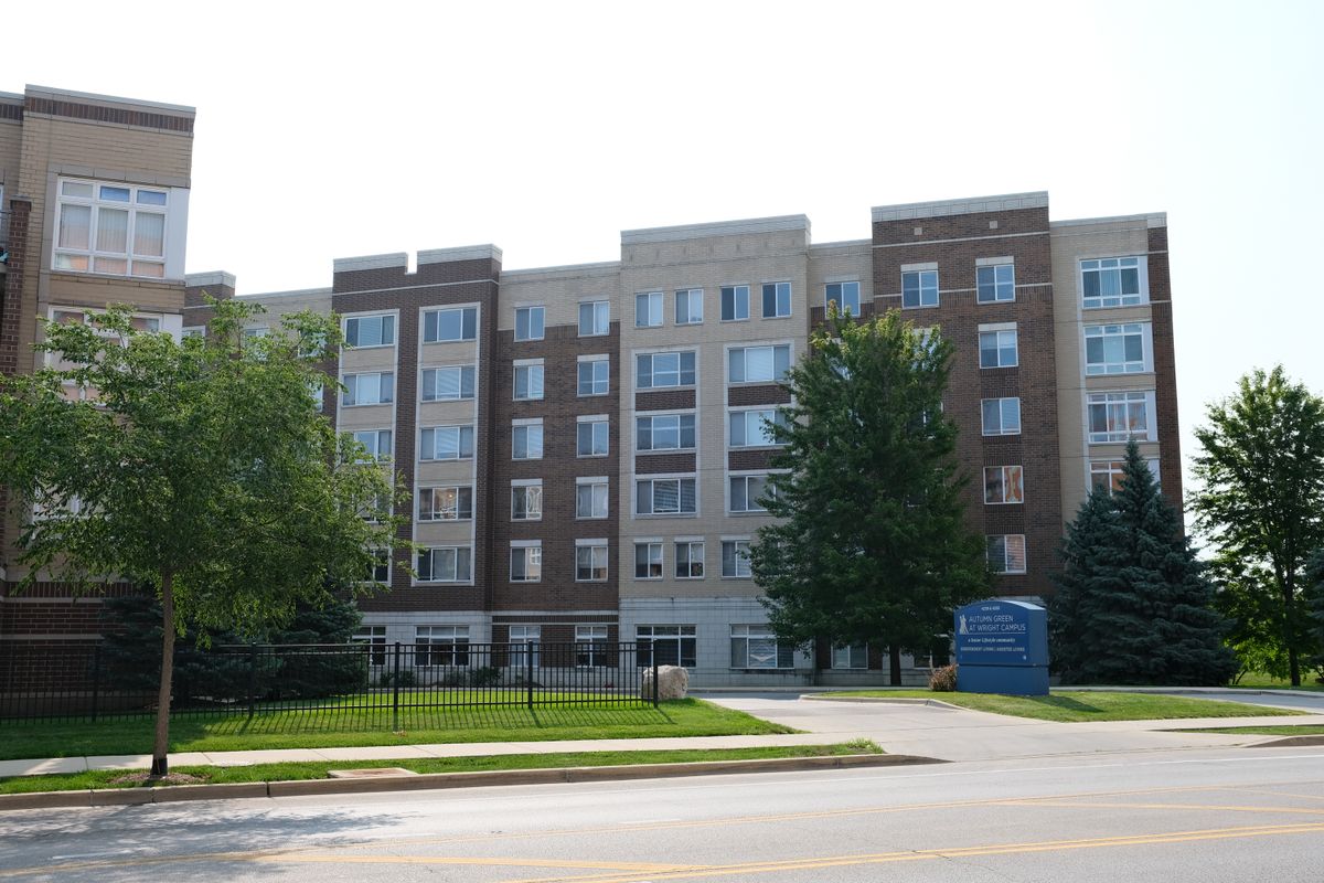 Senior Suites Wright Campus 1