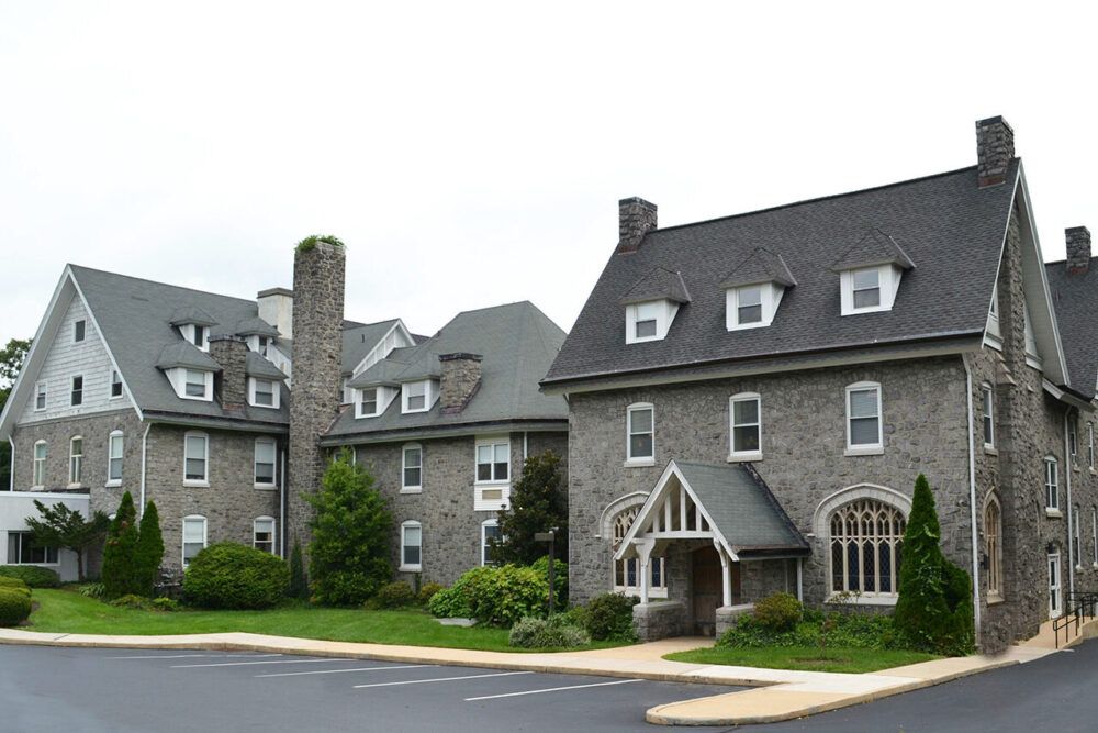 The Devon Senior Living 2
