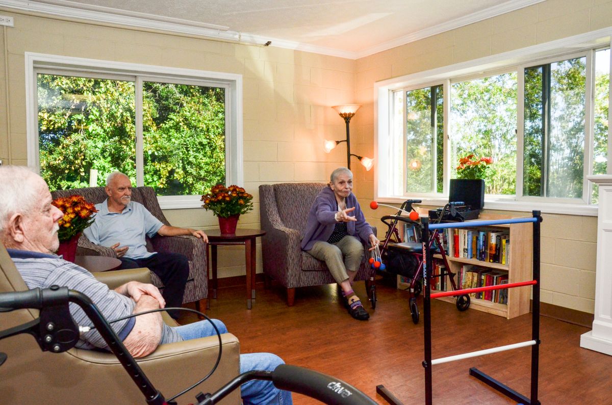 Cardinal Senior Living at Bedford 4