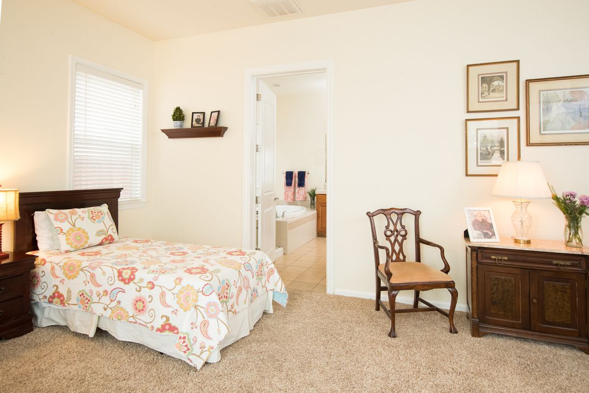 Graceful Living At Oakdale 2
