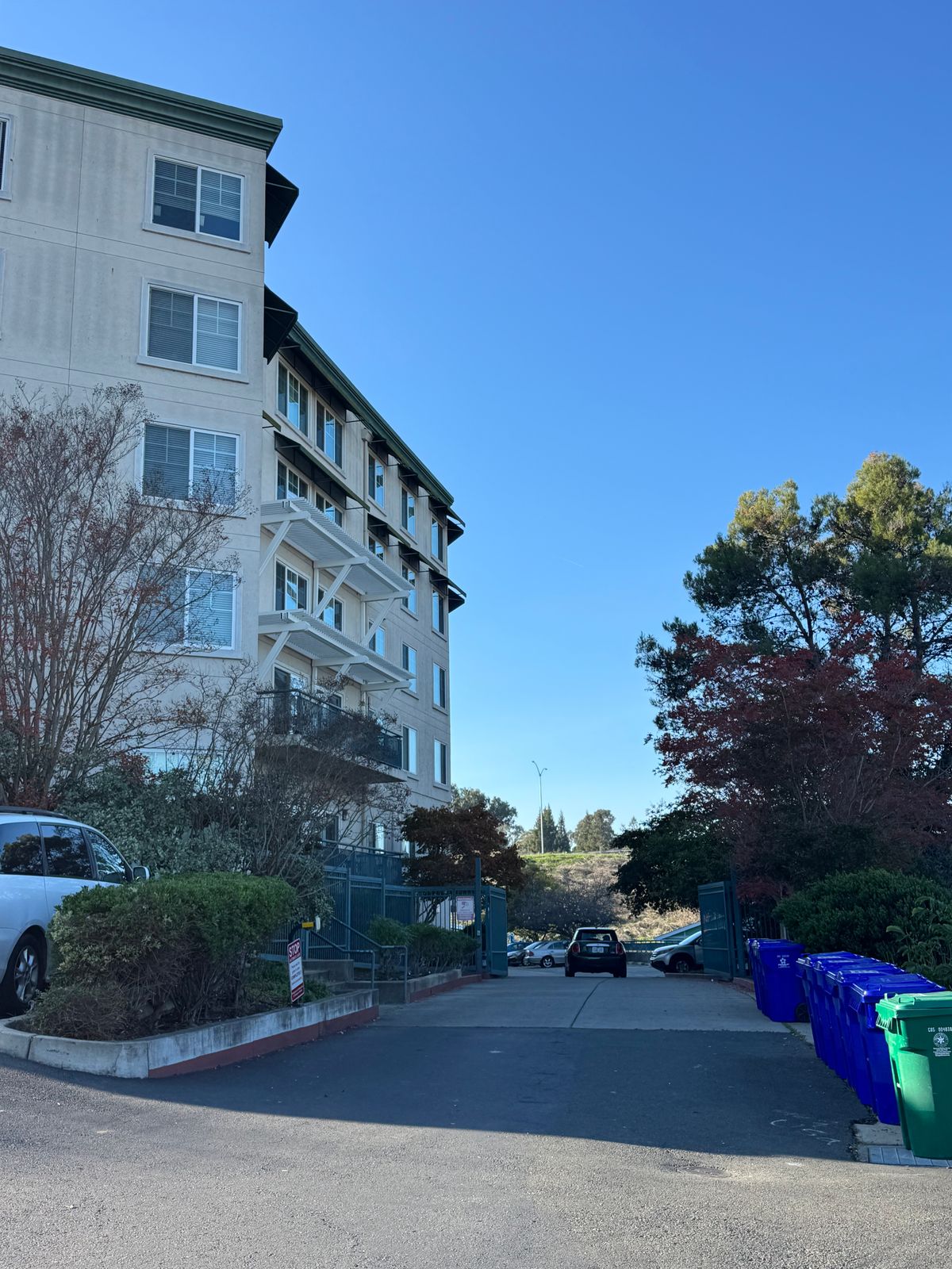 Sycamore Hills By The Bay 1