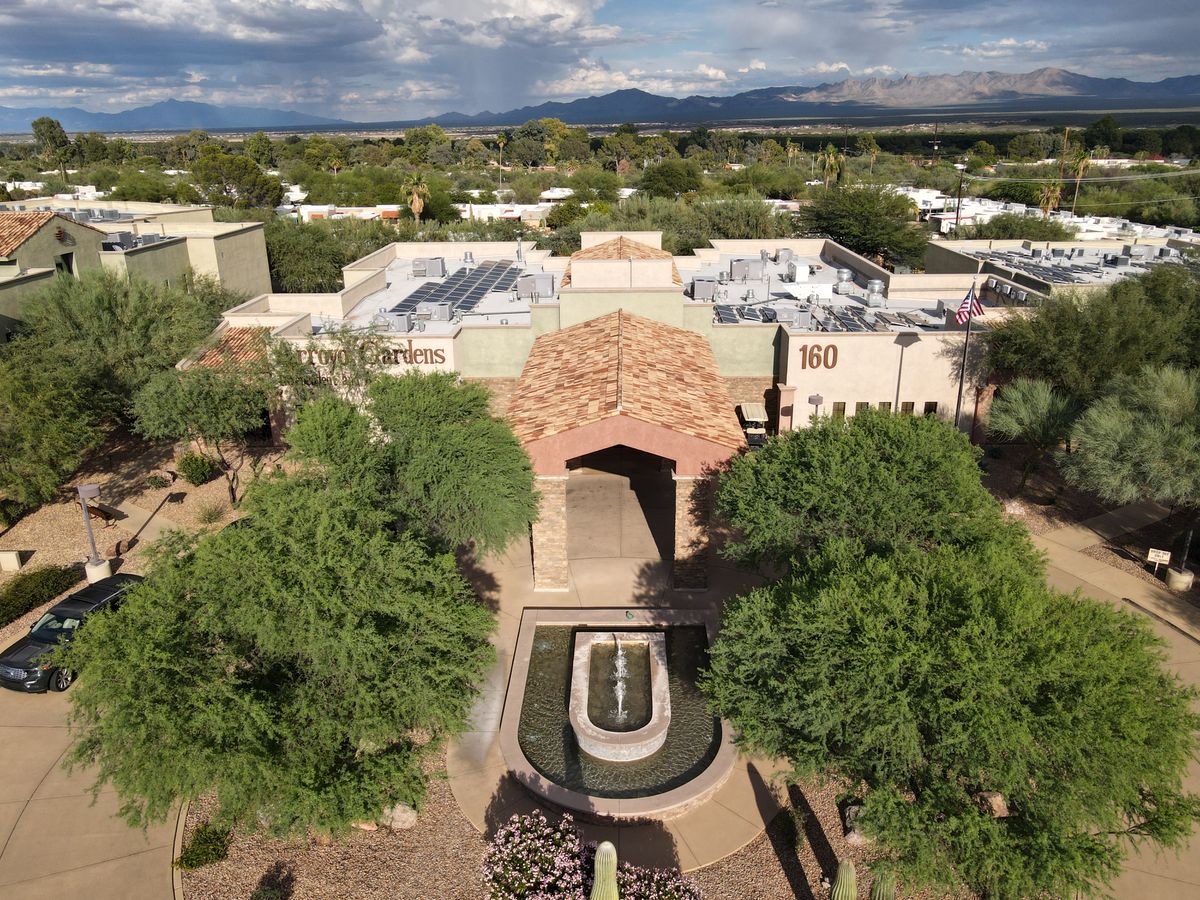 Arroyo Gardens Independent & Assisted Living 2