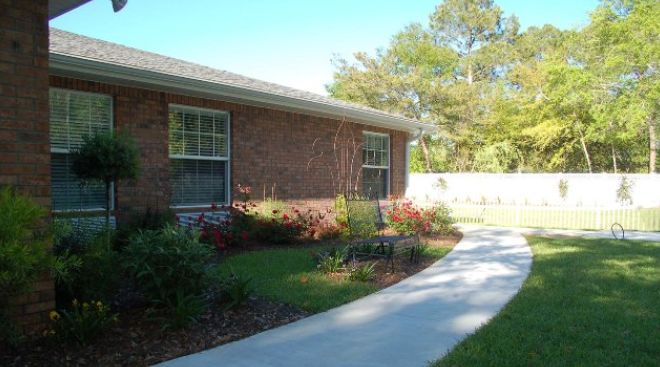 Bee Hive Homes Of Niceville 4