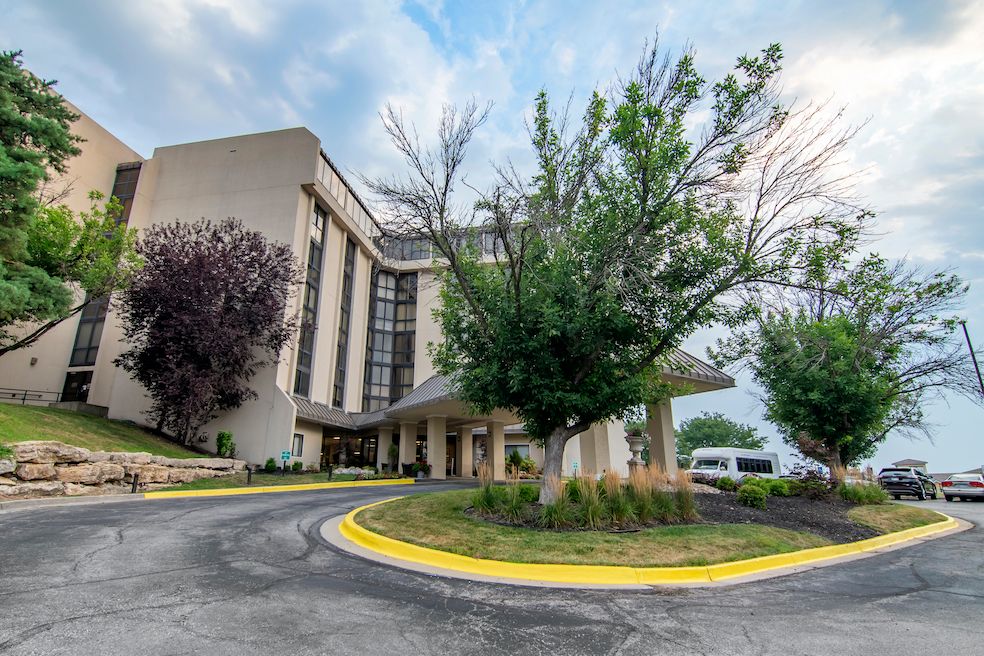 The Atriums in Overland Park 1