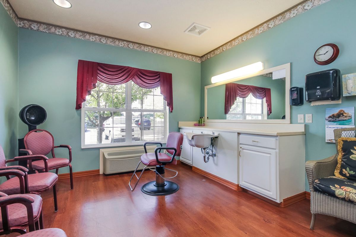 Woodlawn Meadows Assisted Living & Memory Care 4