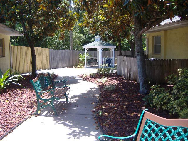 Eastbrooke Gardens Alzheimers Care 1