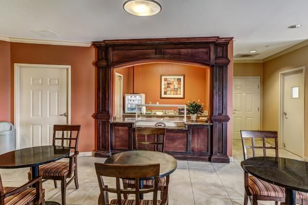 The Hampton at Meadows Place 3