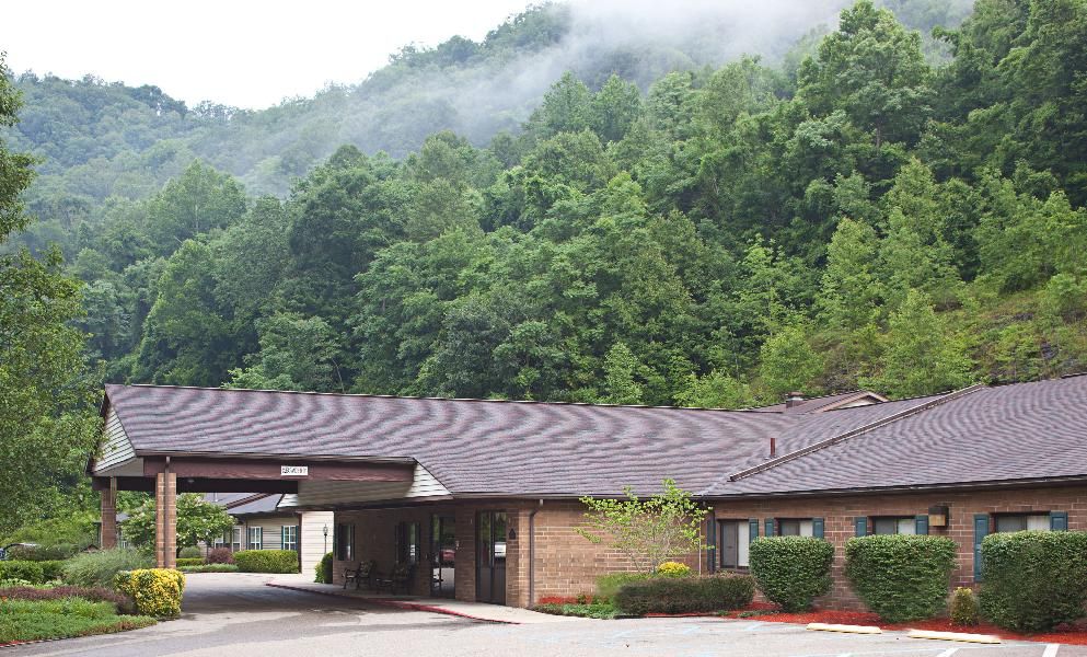 Marmet Center 1