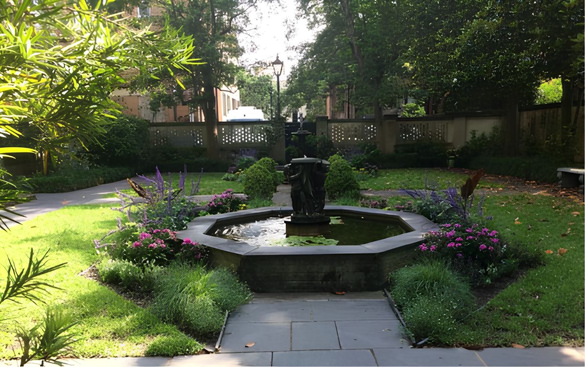 St Germain Manor 3