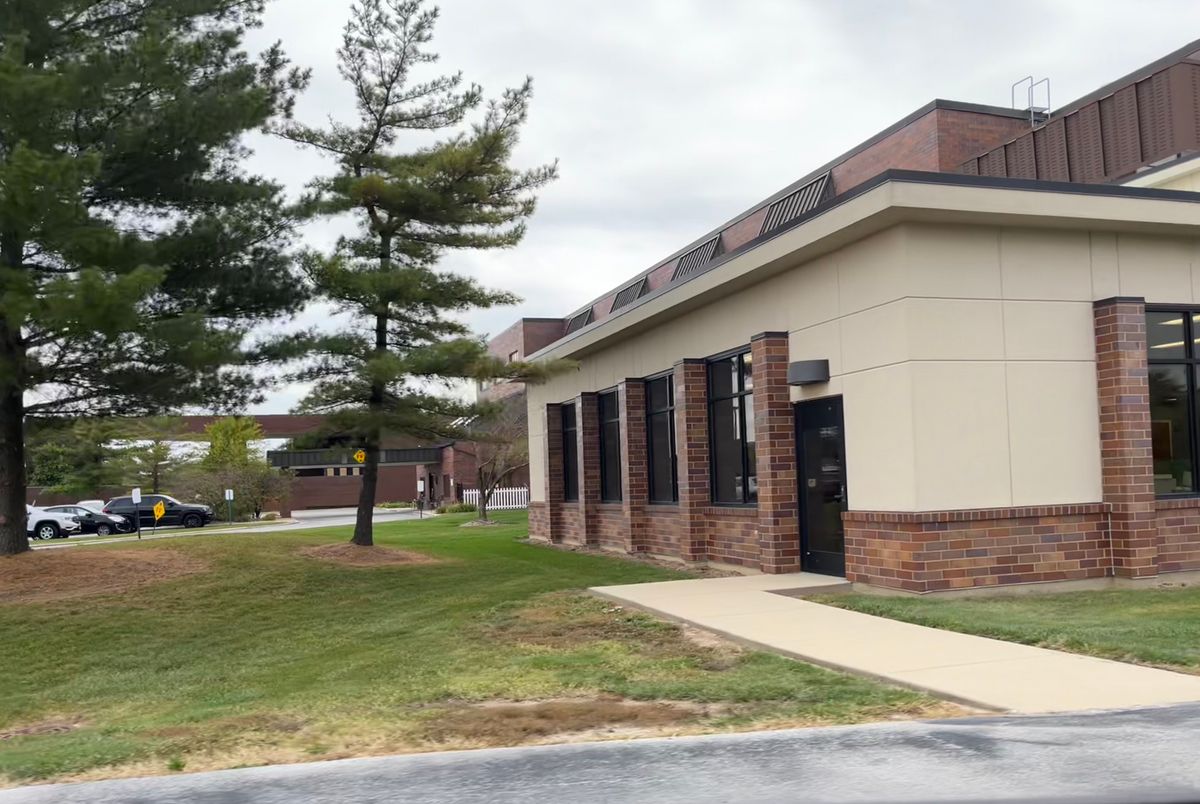 Prairie Manor Nursing & Rehab Center 3